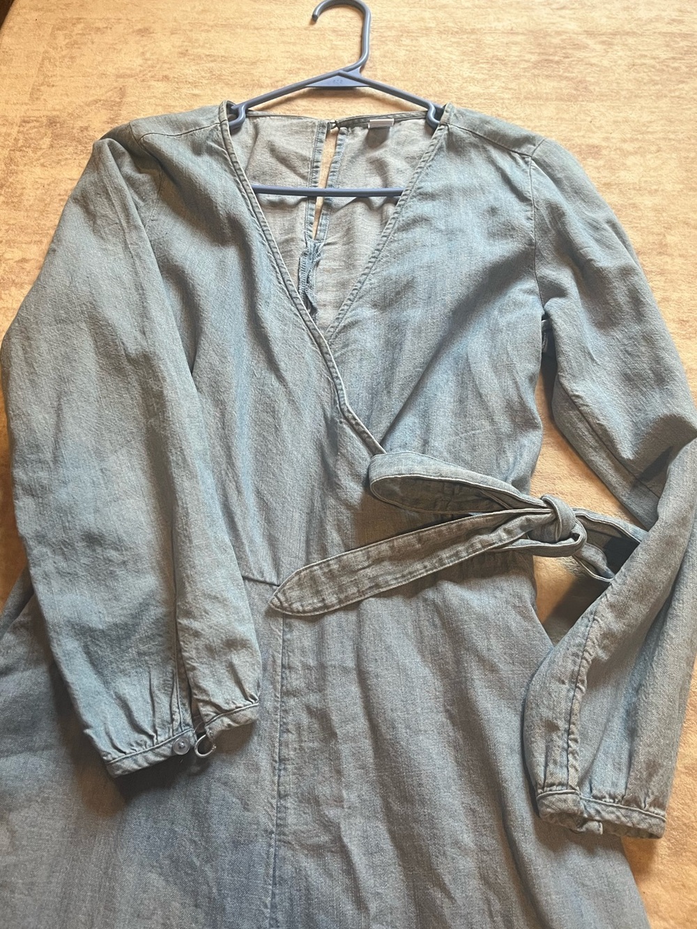Old Navy Faux Wrap Top Chambray Cropped Wide Leg Jumpsuit Women’s Small